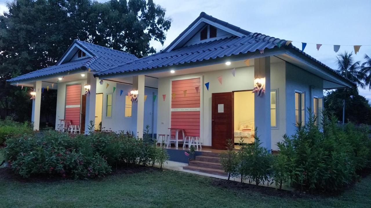 Pimpisa Garden พิมพิศา การ์เด้นท์ Villa Khuang Kom Ngoại thất bức ảnh