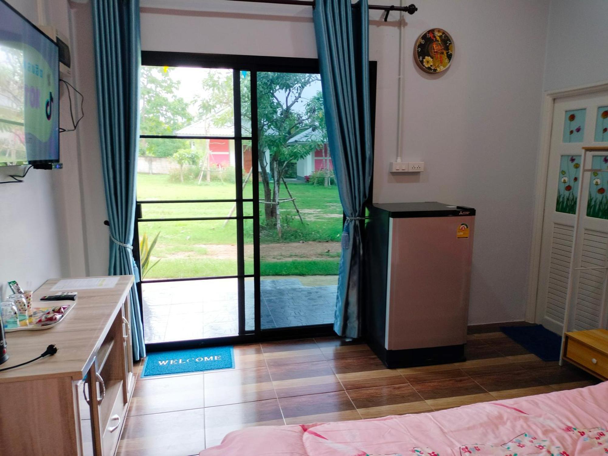 Pimpisa Garden พิมพิศา การ์เด้นท์ Villa Khuang Kom Ngoại thất bức ảnh
