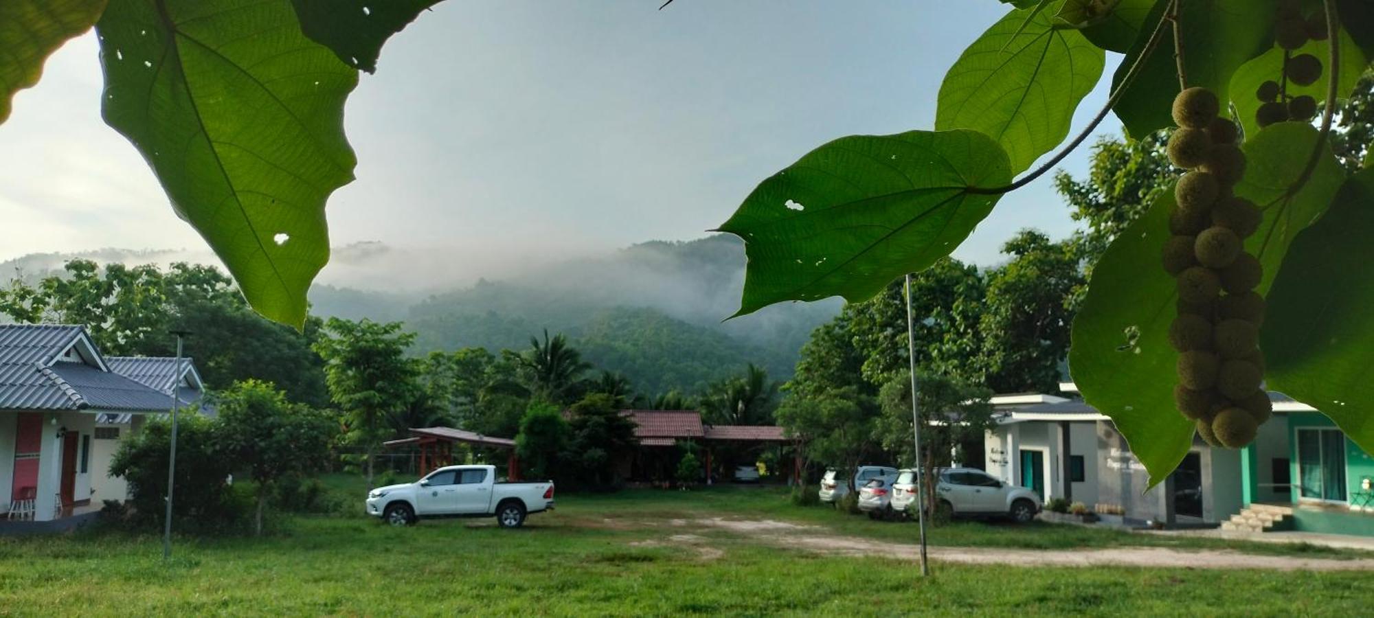 Pimpisa Garden พิมพิศา การ์เด้นท์ Villa Khuang Kom Ngoại thất bức ảnh