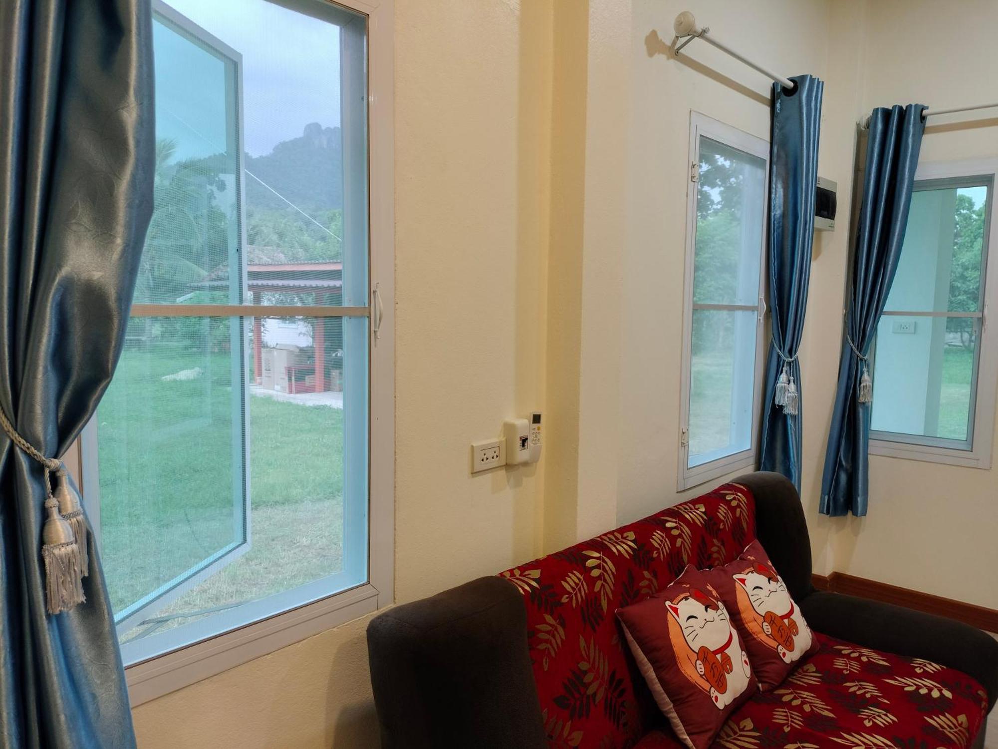 Pimpisa Garden พิมพิศา การ์เด้นท์ Villa Khuang Kom Ngoại thất bức ảnh