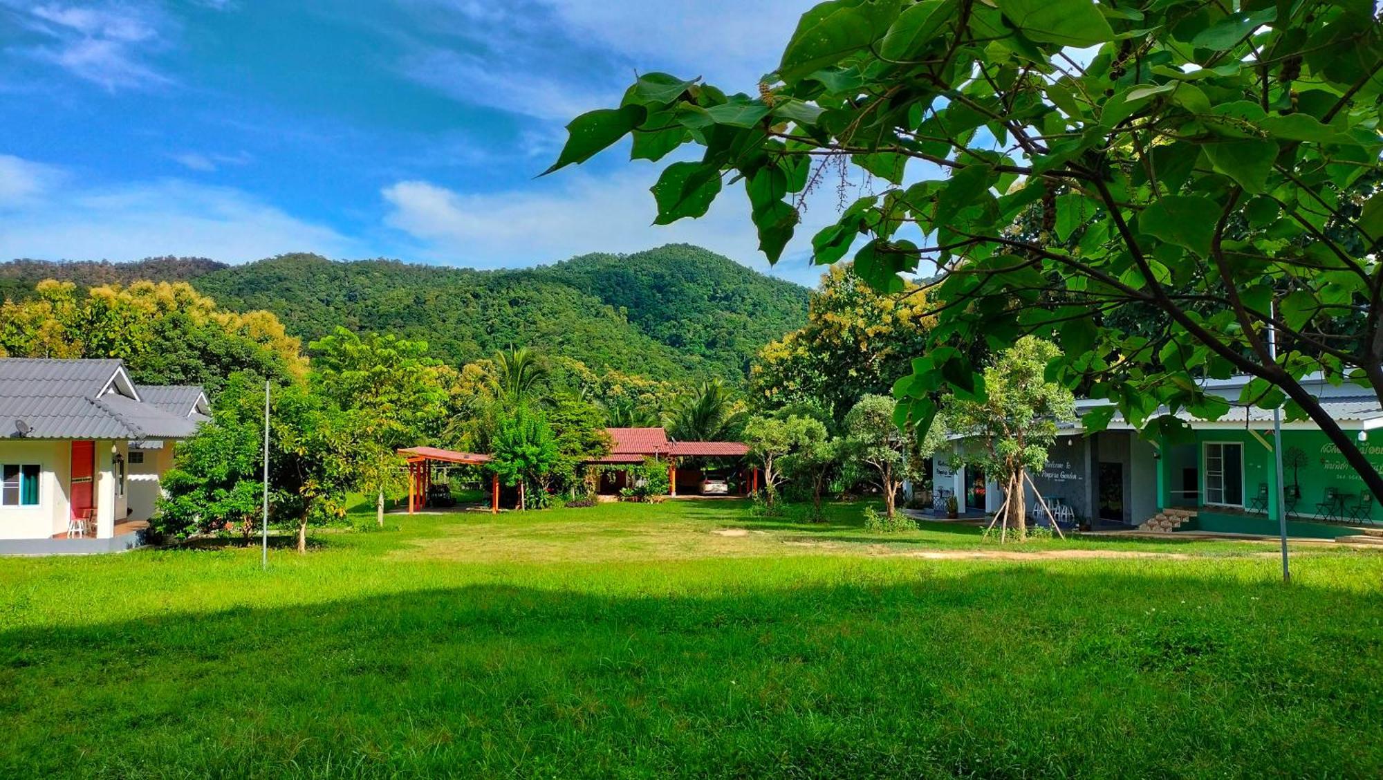 Pimpisa Garden พิมพิศา การ์เด้นท์ Villa Khuang Kom Ngoại thất bức ảnh